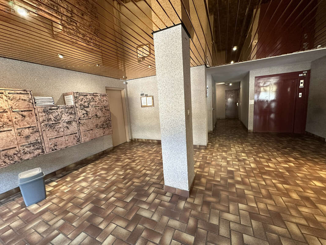 Appartement à SAINT-ETIENNE