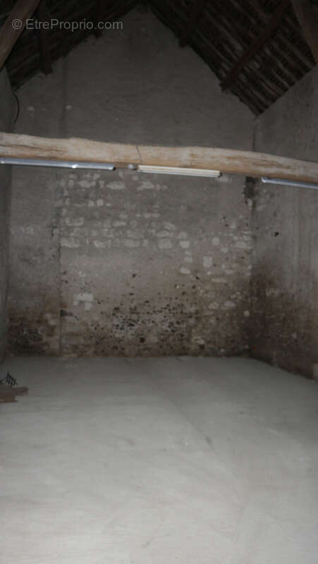 Maison à PONT-SUR-YONNE