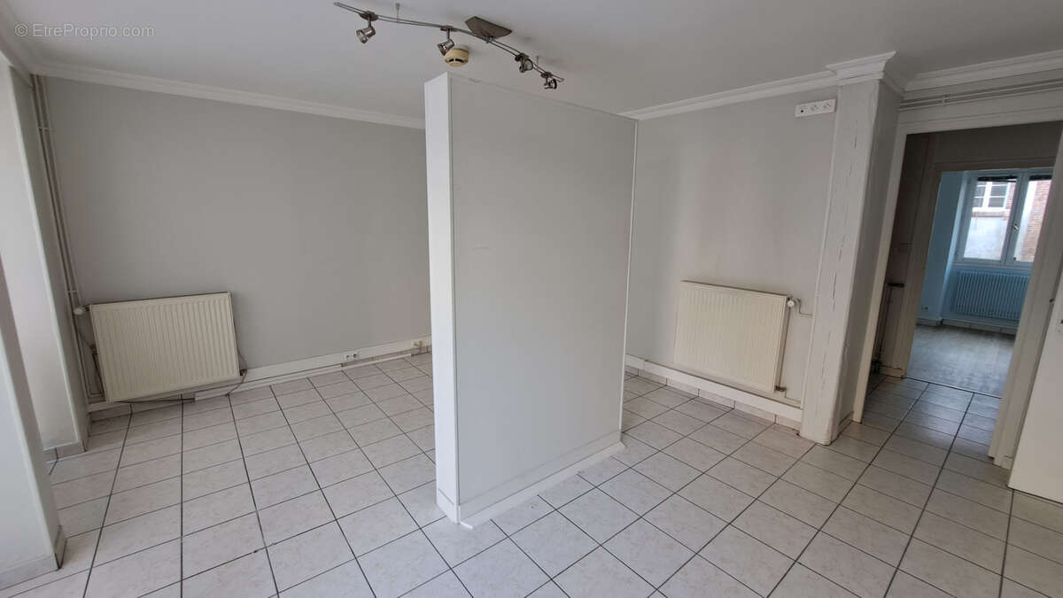 Maison à PONT-SUR-YONNE