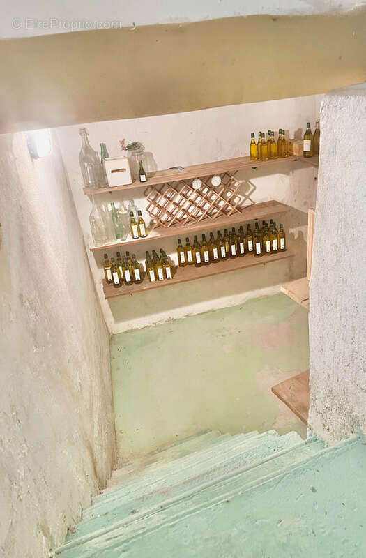 Maison à SAINT-CEZAIRE-SUR-SIAGNE