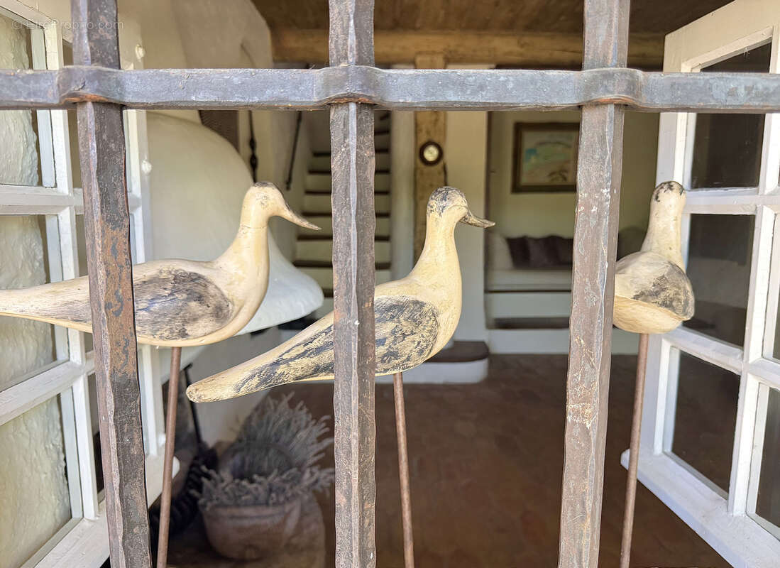 Maison à SAINT-CEZAIRE-SUR-SIAGNE