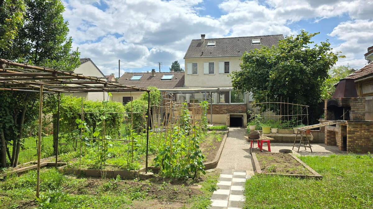 Maison à VILLEBON-SUR-YVETTE
