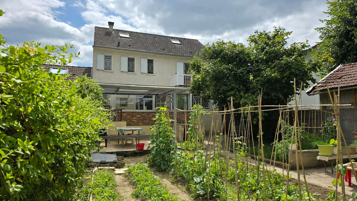 Maison à VILLEBON-SUR-YVETTE
