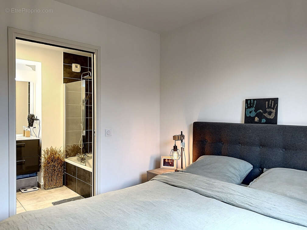 Appartement à ANTHY-SUR-LEMAN