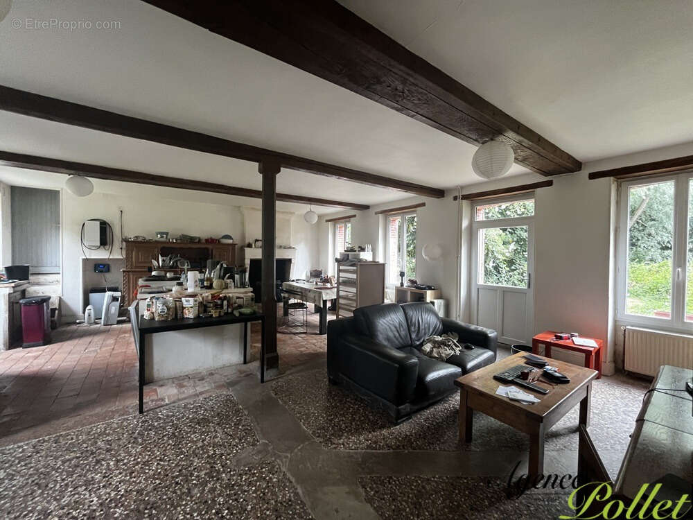 Maison à VAILLY-SUR-SAULDRE