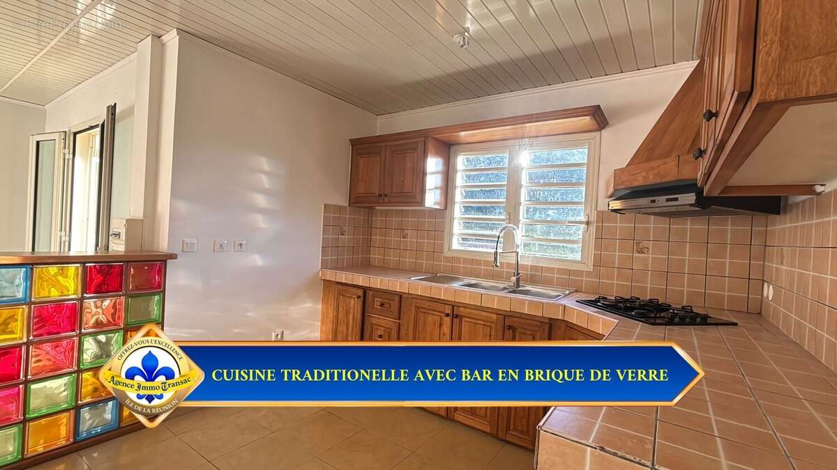 Maison à LA PLAINE-DES-PALMISTES