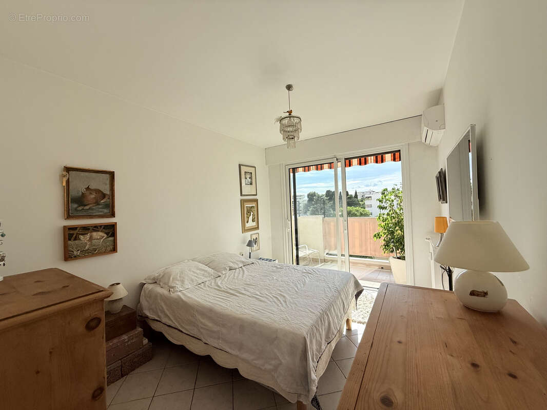 Appartement à CAGNES-SUR-MER