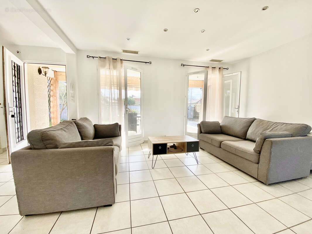 Maison à GUJAN-MESTRAS