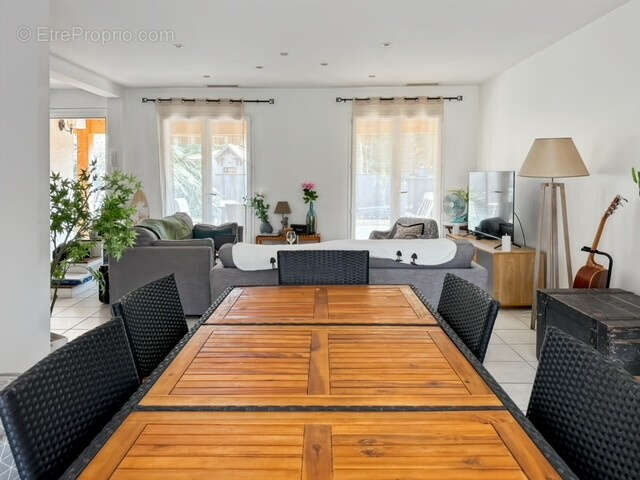 Maison à GUJAN-MESTRAS