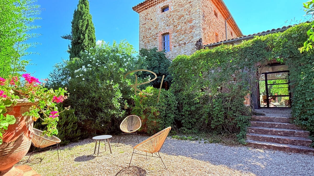 Maison à ALLEGRE-LES-FUMADES