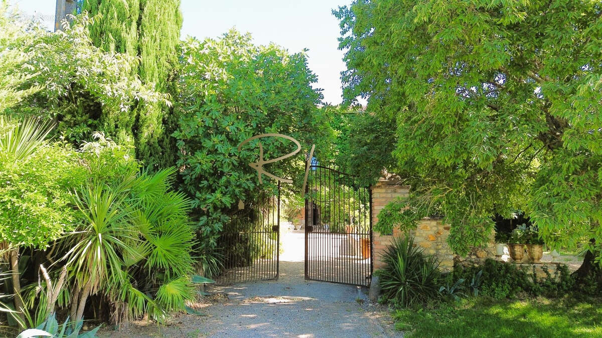 Maison à ALLEGRE-LES-FUMADES