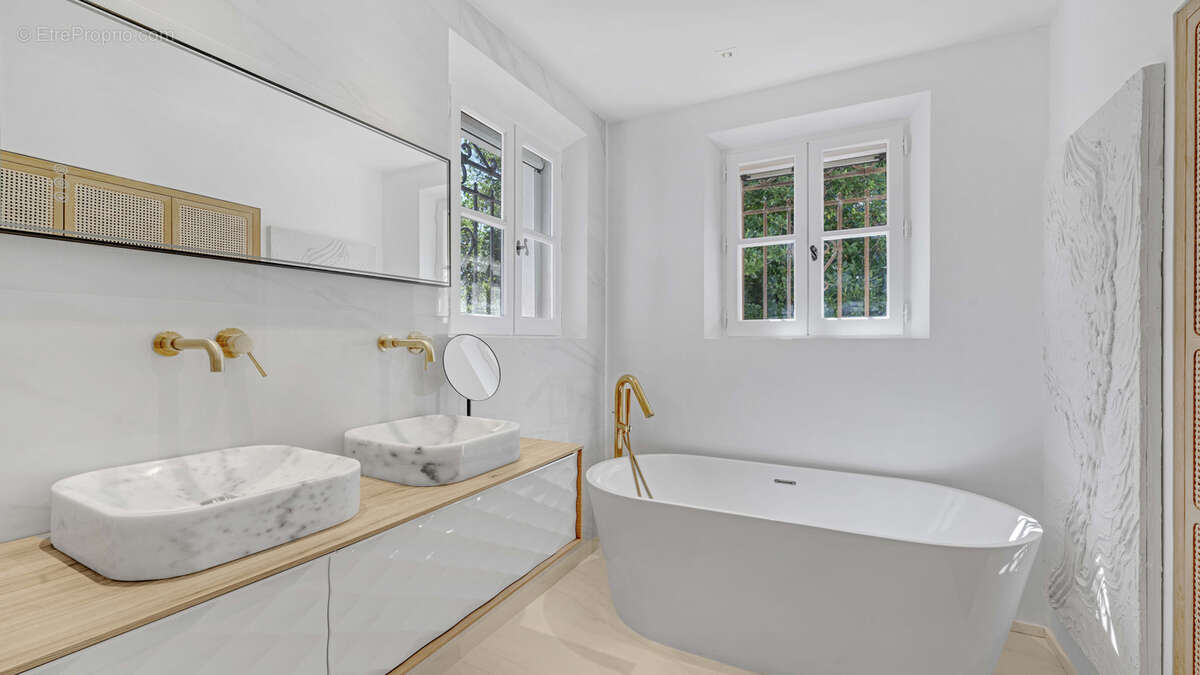 Maison à SAINT-TROPEZ