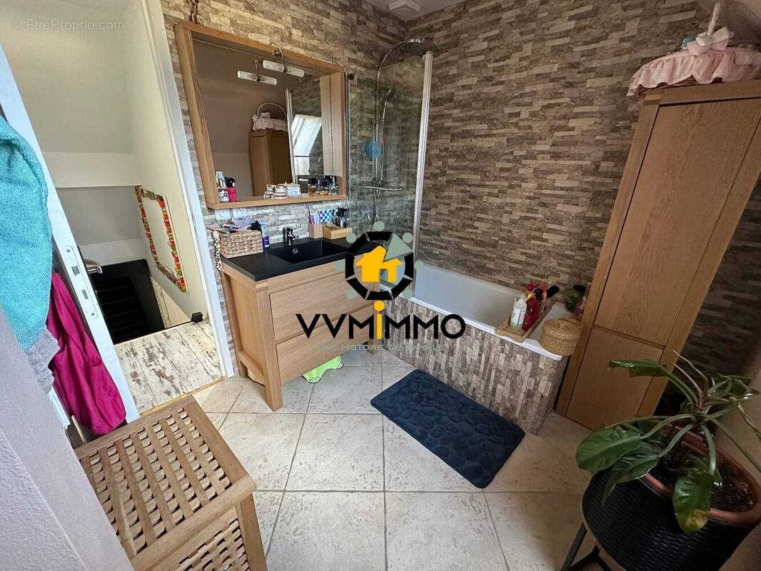 Maison à SAINT-MARS-DU-DESERT