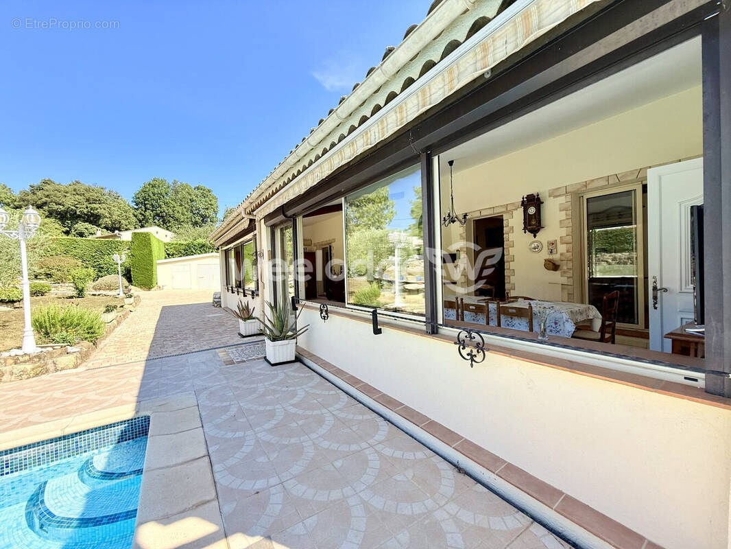 Maison à MONTAUROUX