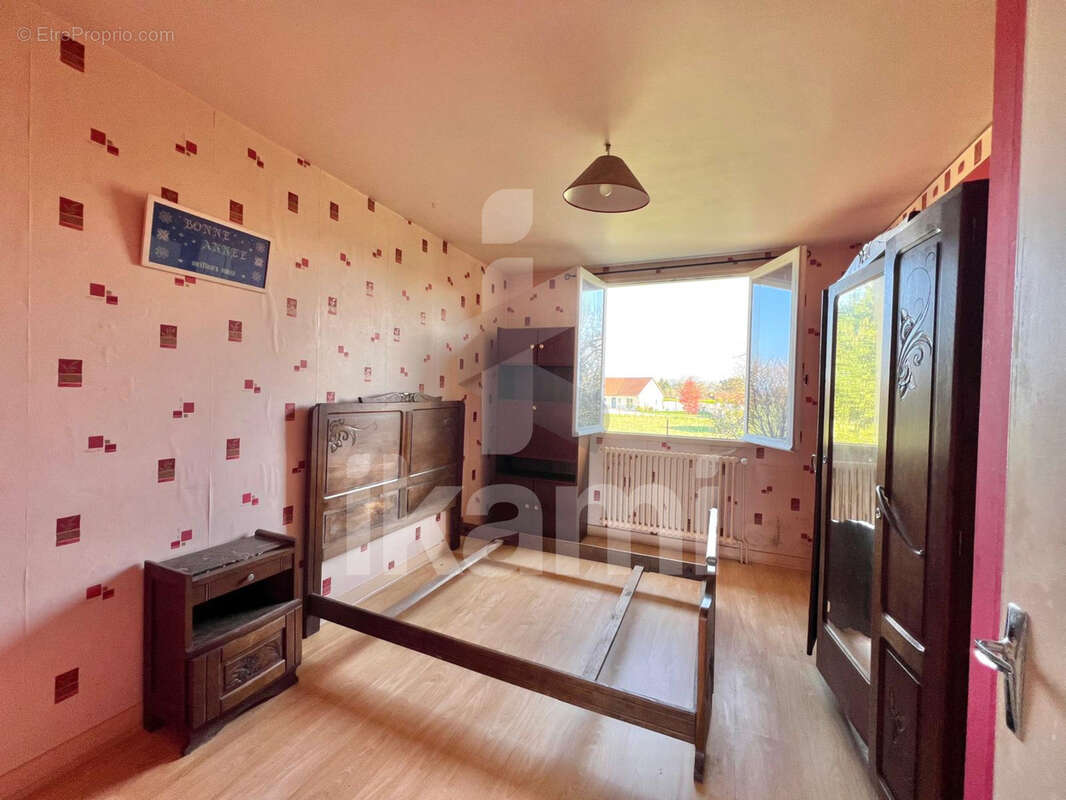 Maison à VILLEVIEUX