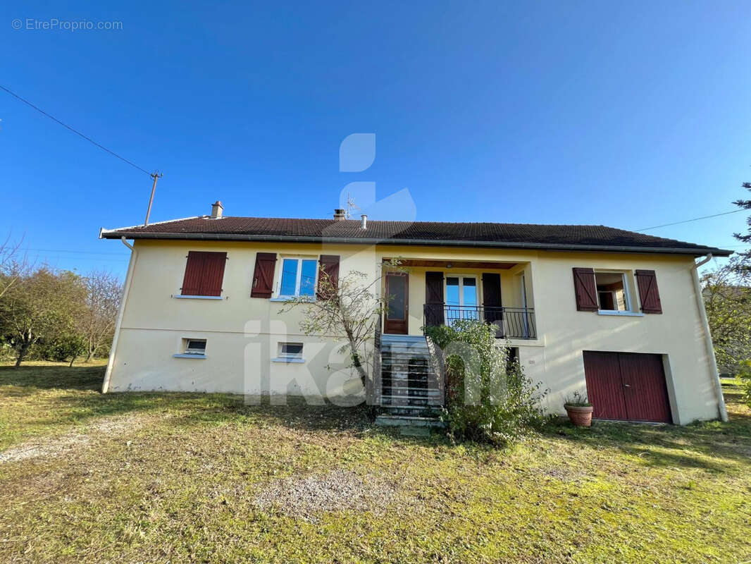 Maison à VILLEVIEUX