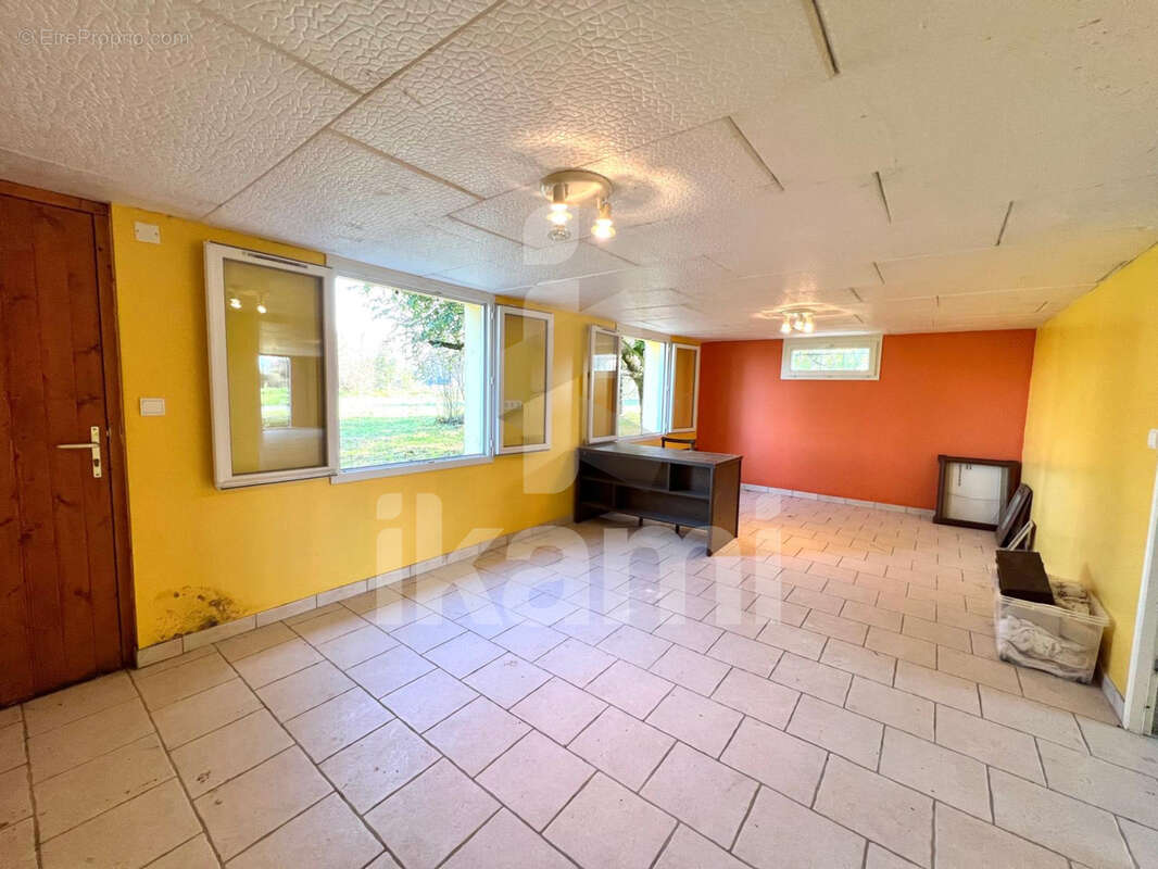 Maison à VILLEVIEUX