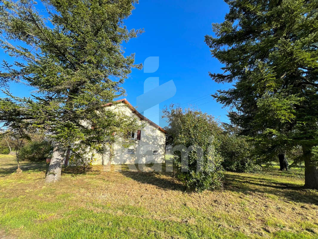 Maison à VILLEVIEUX