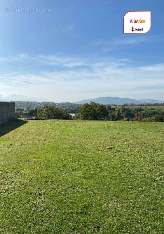 Terrain à LA MURETTE
