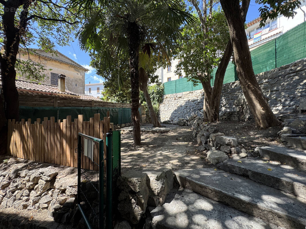 Appartement à DRAGUIGNAN