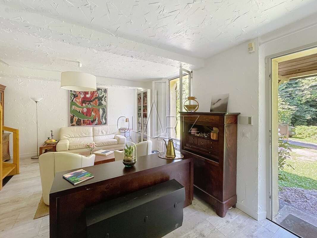 Maison à LE VAUMAIN