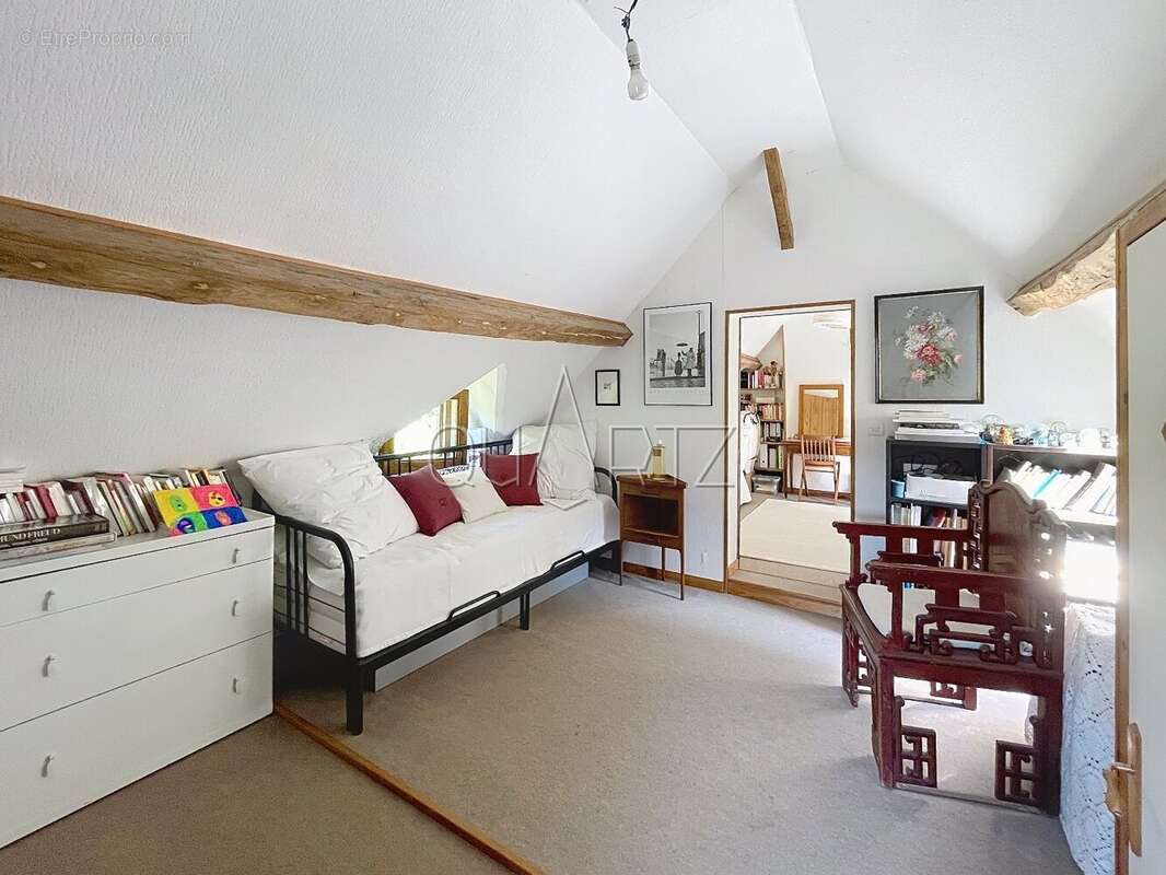 Maison à LE VAUMAIN