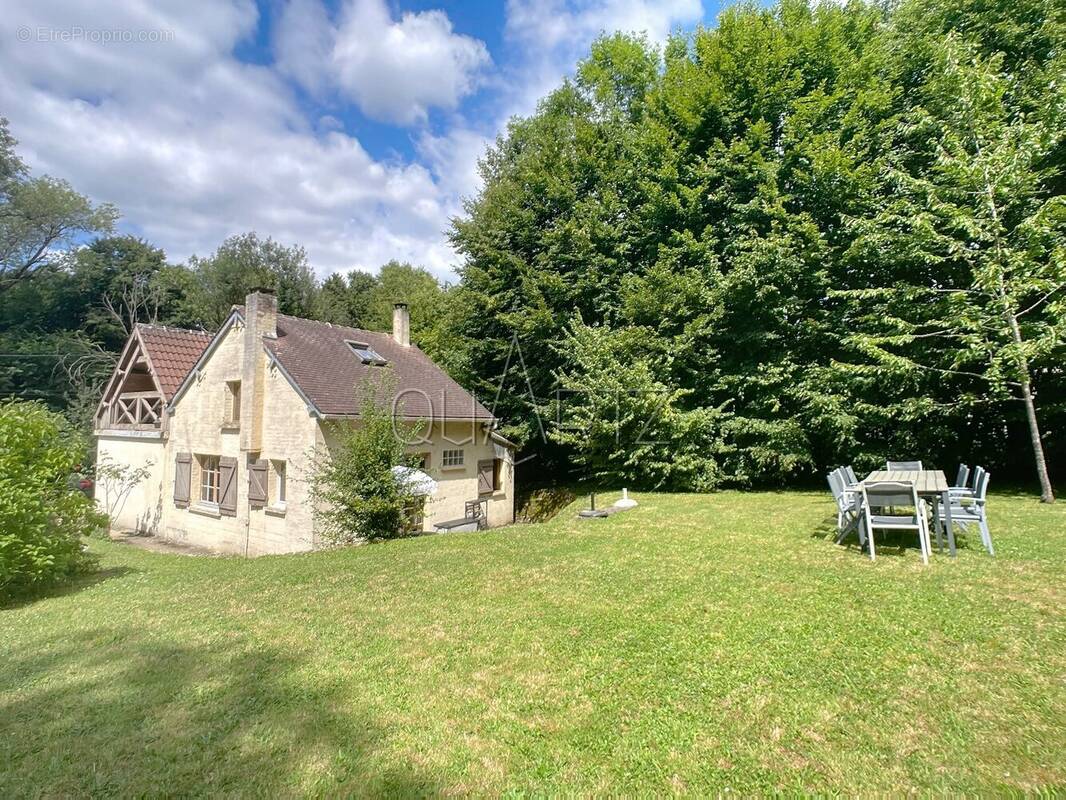 Maison à LE VAUMAIN