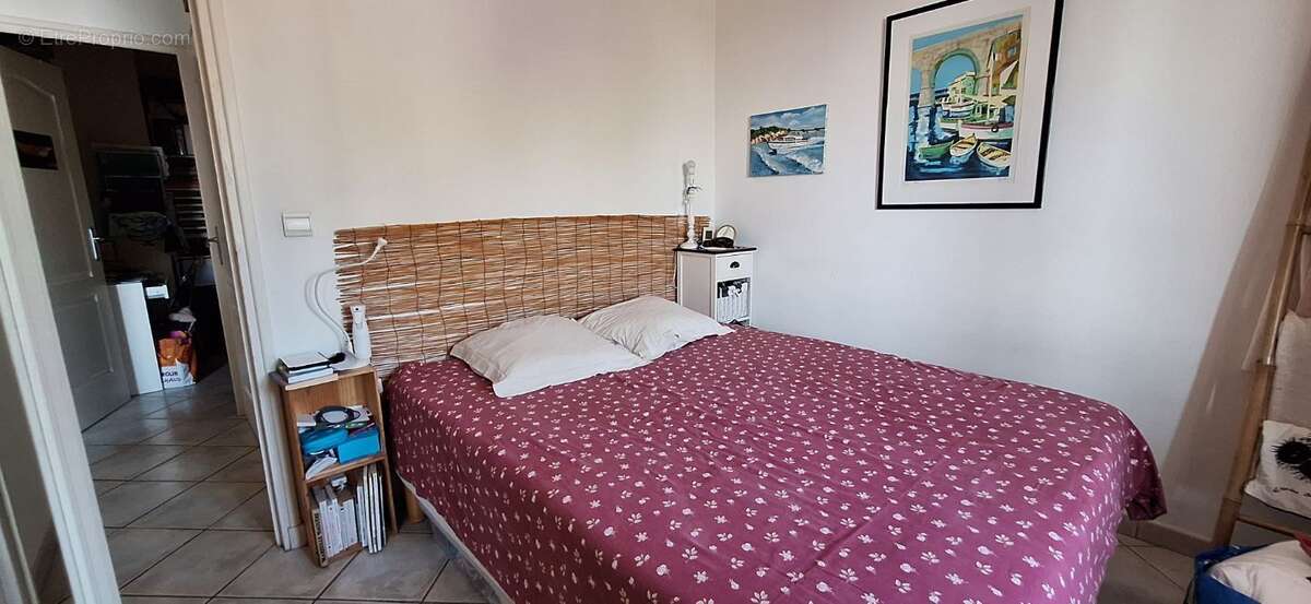 Appartement à SAINT-CYR-SUR-MER