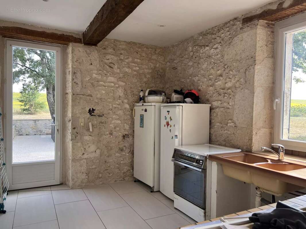 Maison à SAINT-CLAR