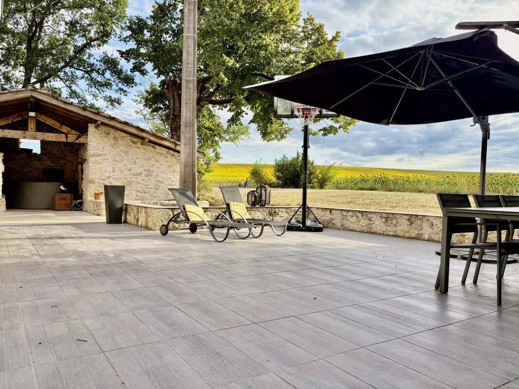 Maison à SAINT-CLAR