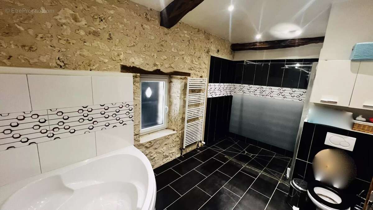 Maison à SAINT-CLAR