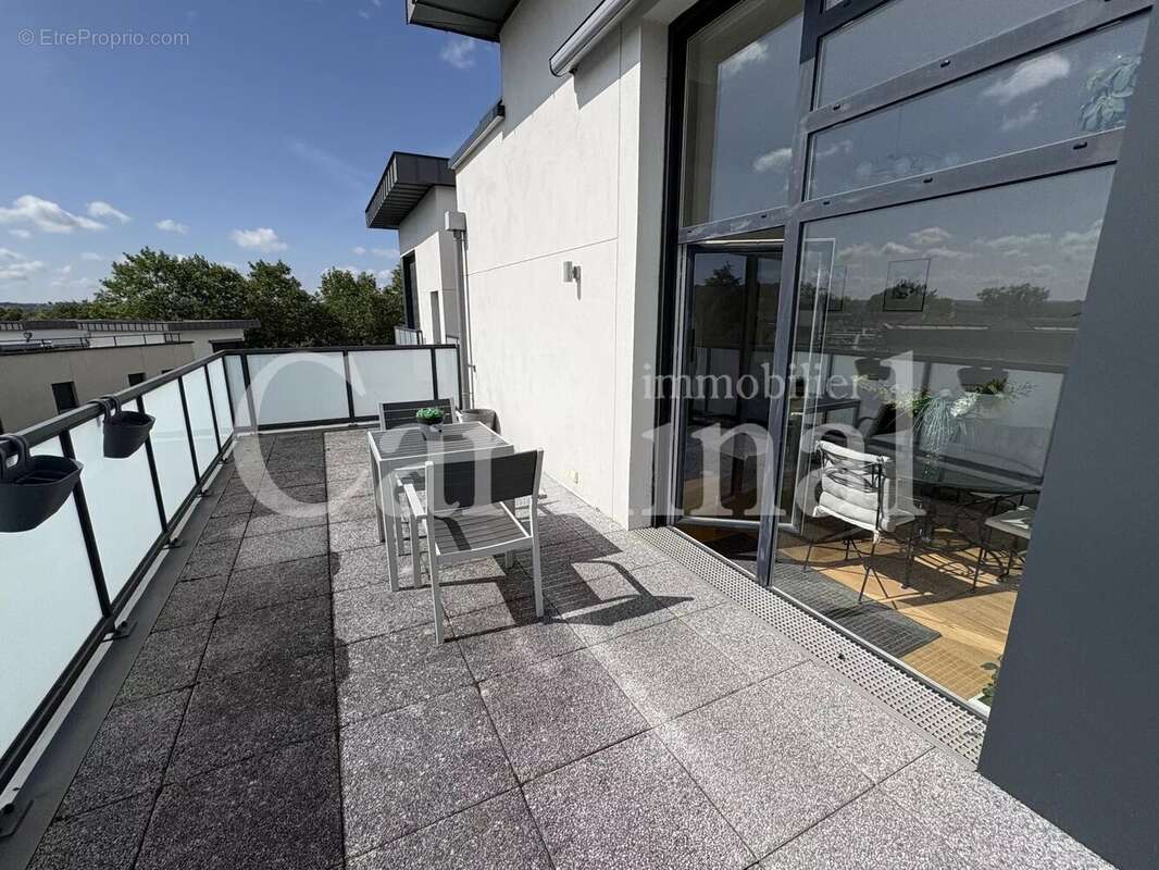 Appartement à NOISY-LE-ROI