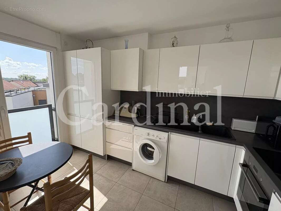 Appartement à NOISY-LE-ROI