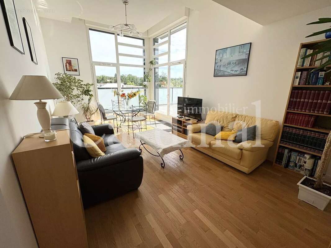 Appartement à NOISY-LE-ROI