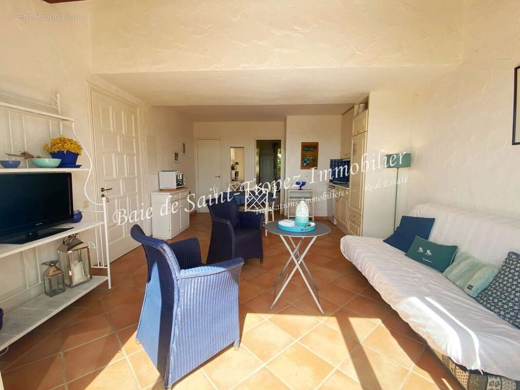 Appartement à GRIMAUD