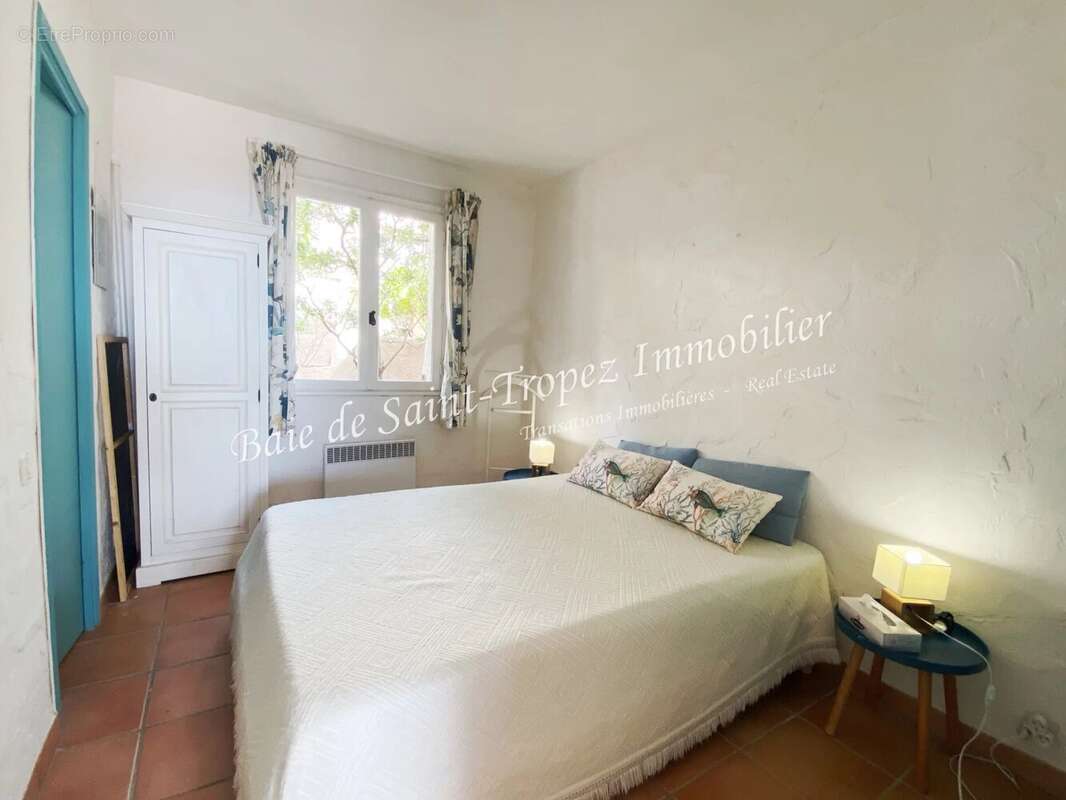 Appartement à GRIMAUD