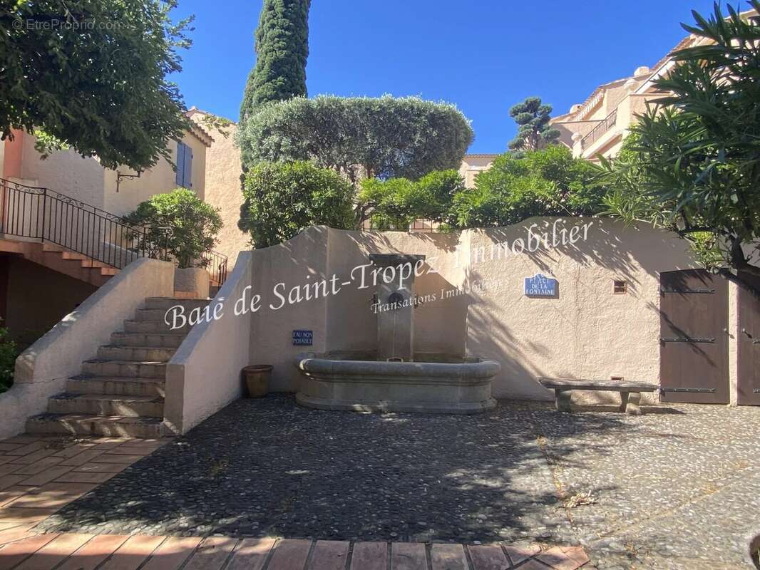 Appartement à GRIMAUD