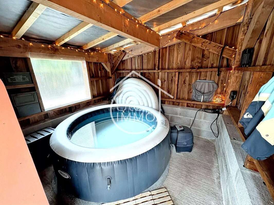 Maison à SAINT-PIERRE-D&#039;EYRAUD