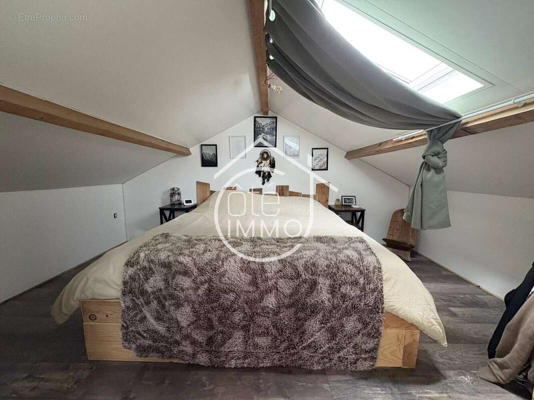 Maison à SAINT-PIERRE-D&#039;EYRAUD