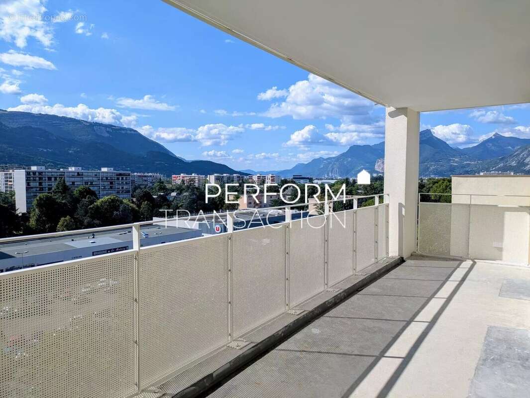 Appartement à ECHIROLLES