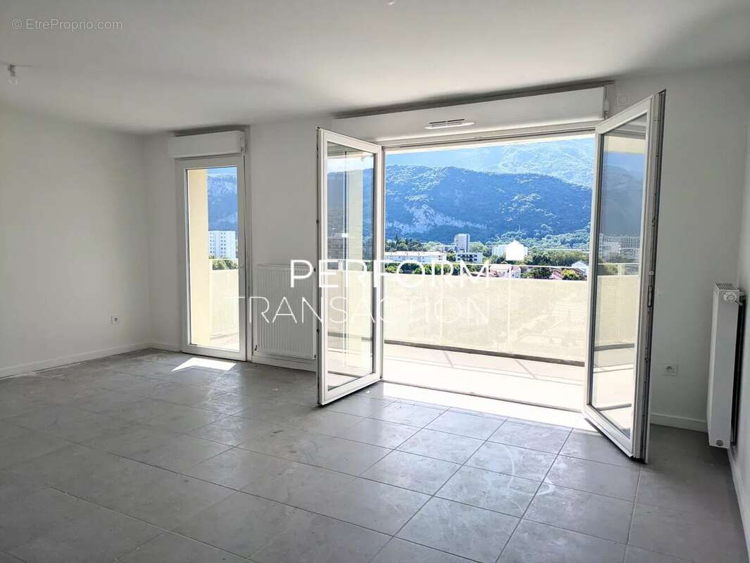 Appartement à ECHIROLLES