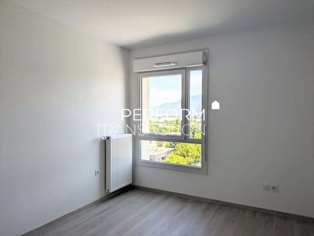 Appartement à ECHIROLLES