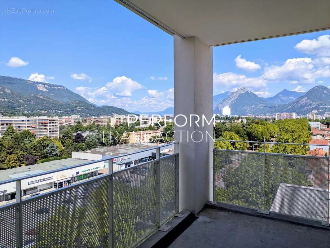 Appartement à ECHIROLLES