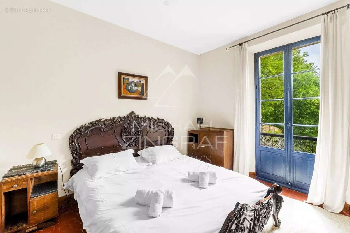 Maison à GREOLIERES