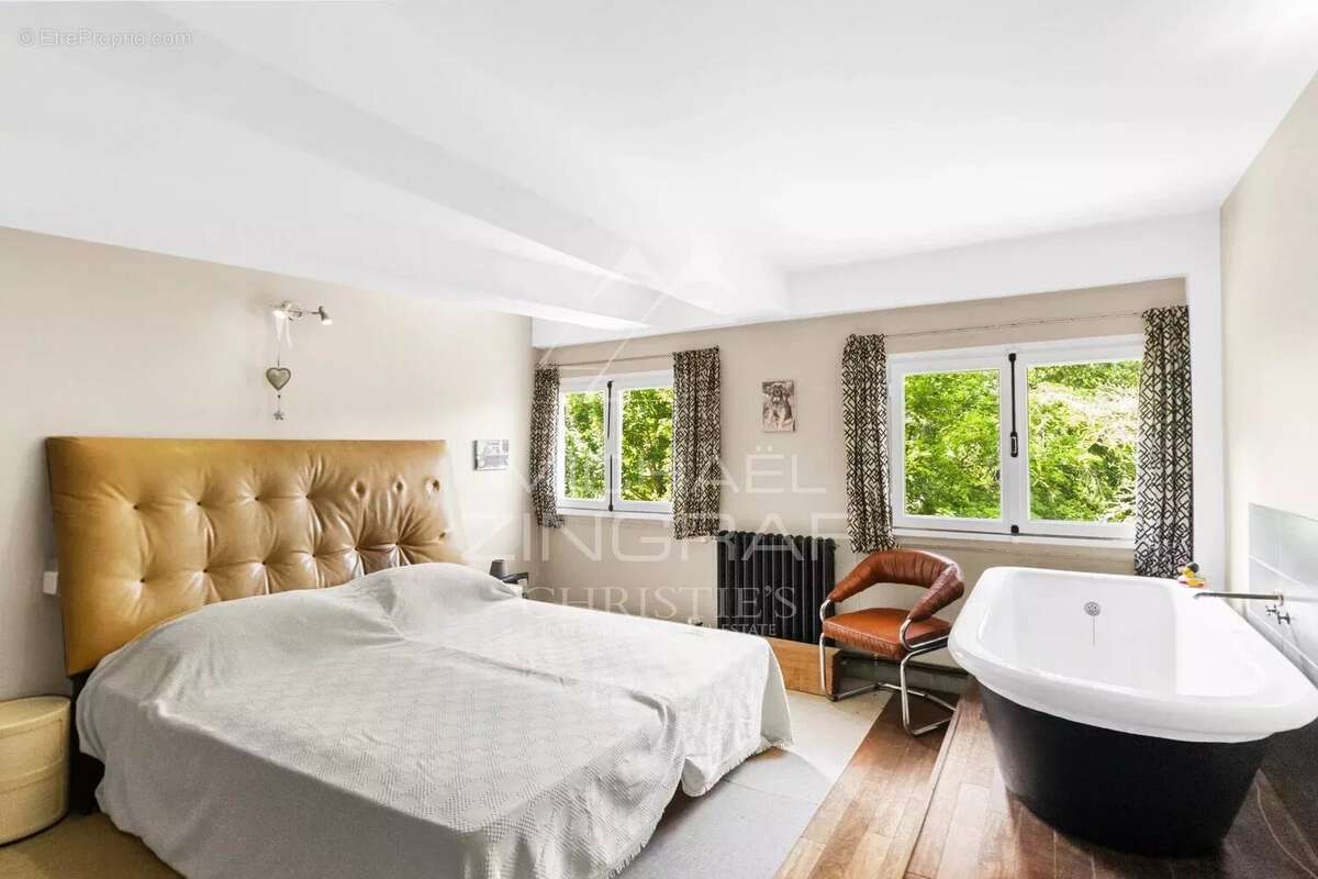 Maison à GREOLIERES