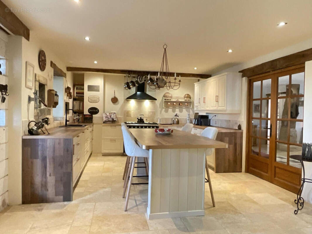 cuisine - Maison à RIBERAC