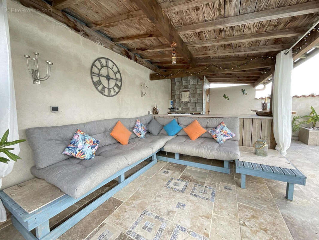 pool house - Maison à RIBERAC