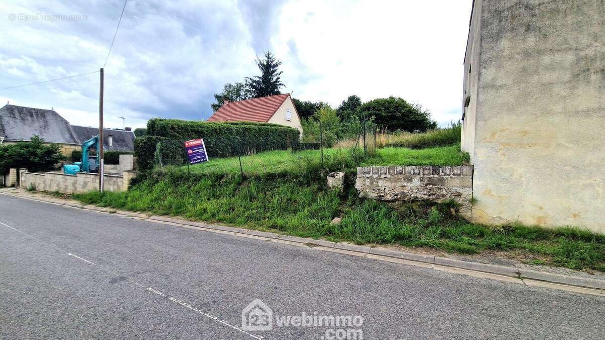 A découvrir rapidement !!! - Terrain à SUZY