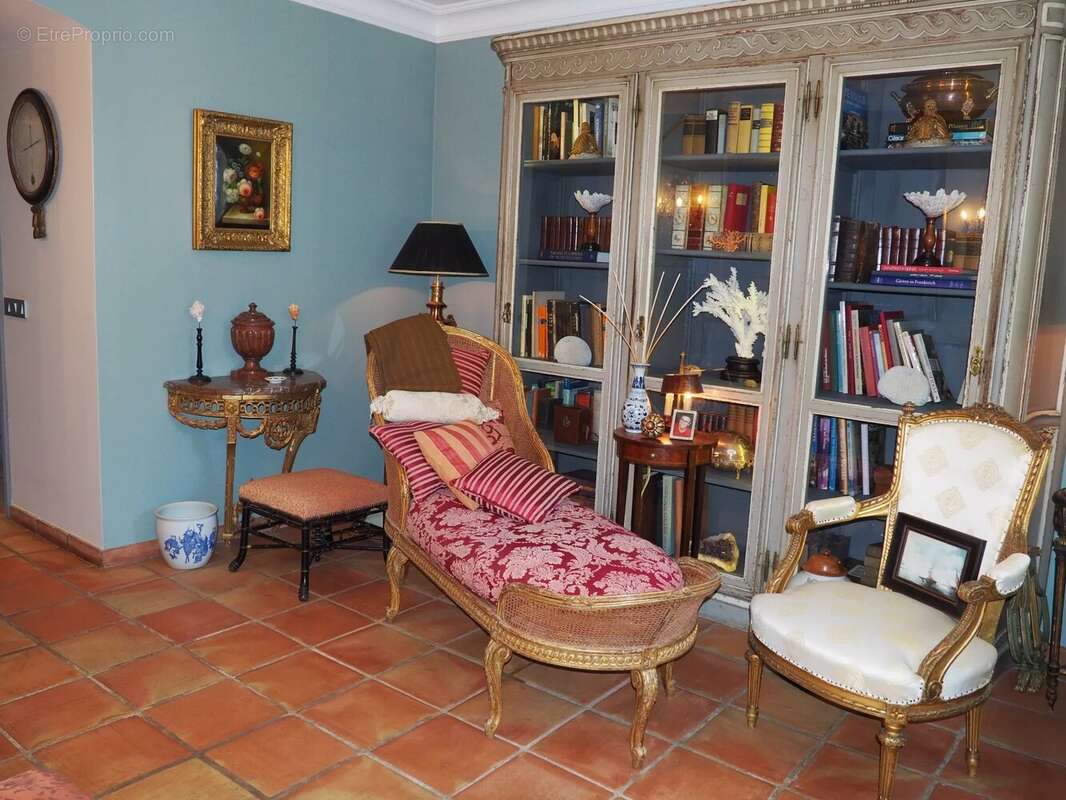 Maison à LA GARDE-FREINET