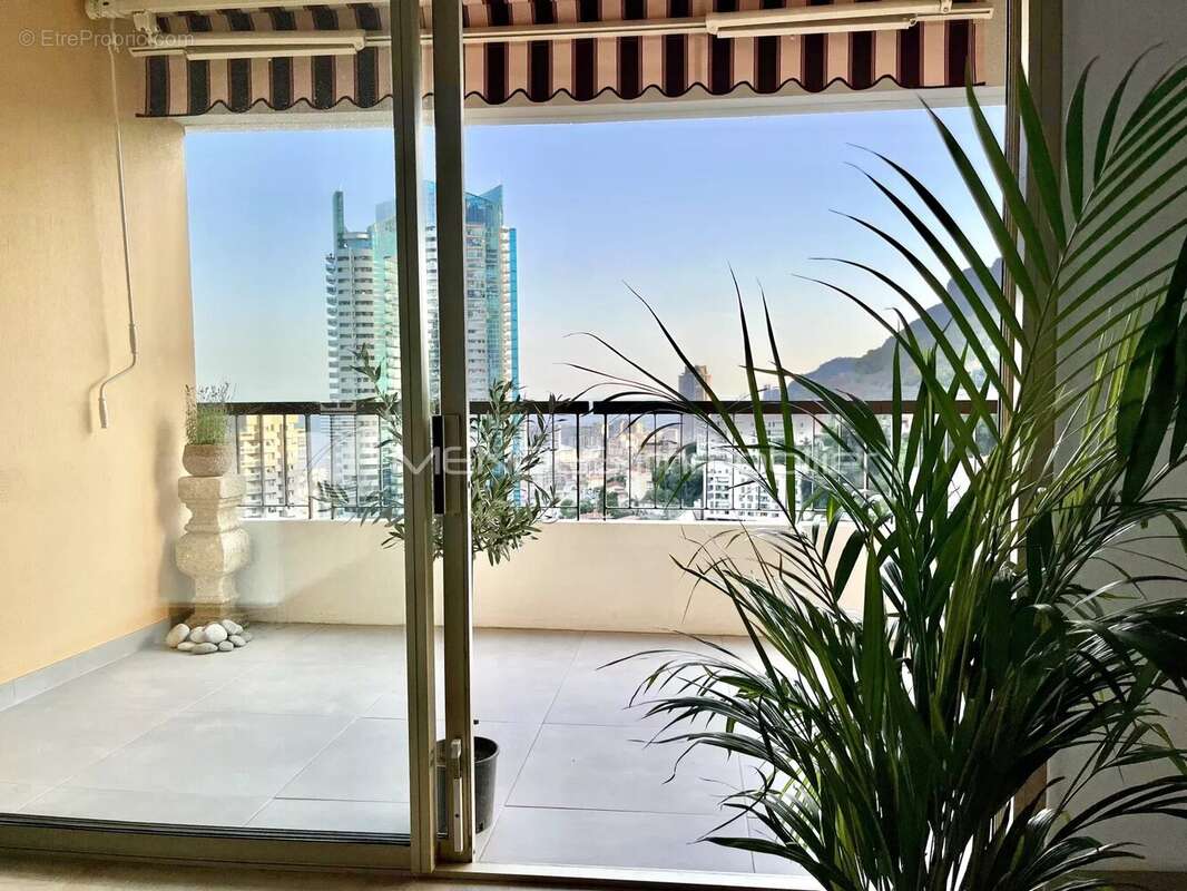 Appartement à BEAUSOLEIL